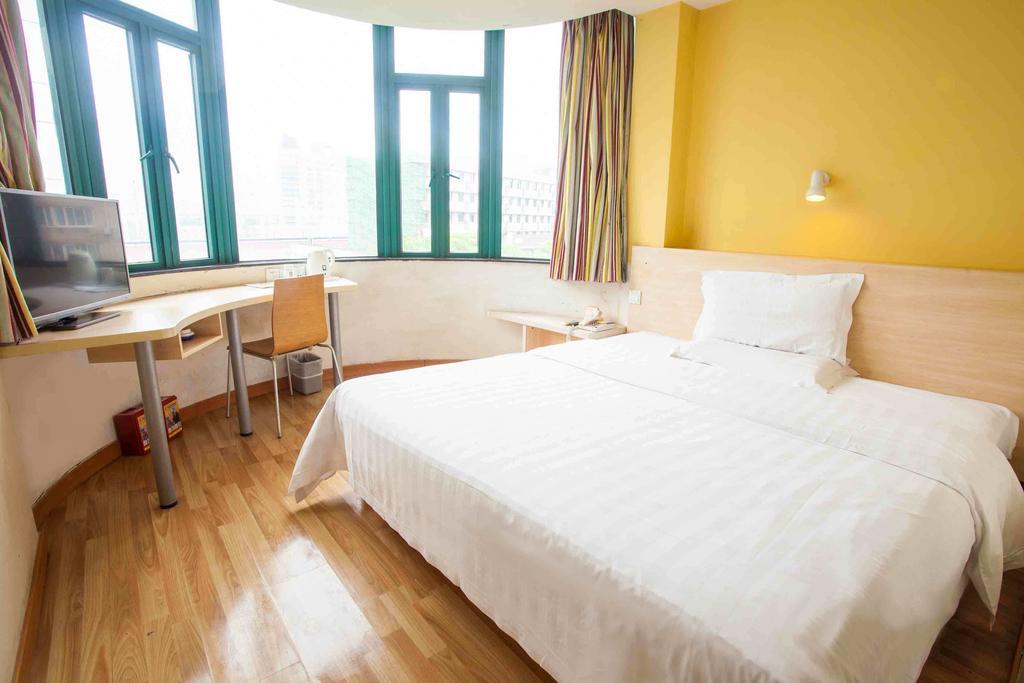 7Days Inn Chongqing Wanzhou Gaosuntang Номер фото