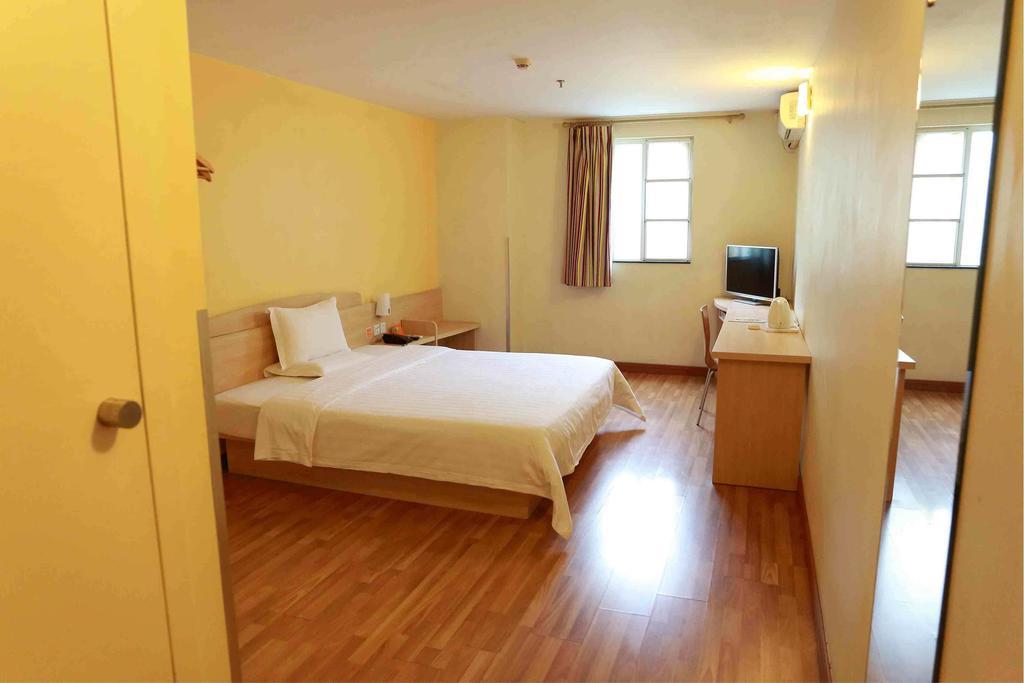 7Days Inn Chongqing Wanzhou Gaosuntang Номер фото
